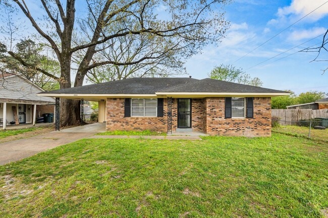 Photo - Fully Renovated Whitehaven Gem - Open To Section 8