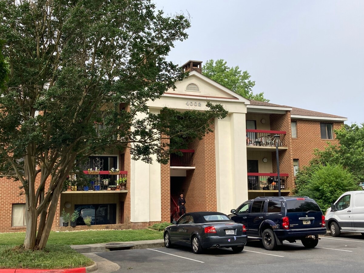 Photo - 4002 Governors Sq Unit 4002-3 Governors Sq