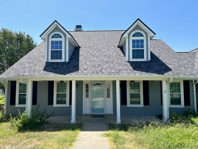 Building Photo - Farmhouse Vibes in Robinson Texas