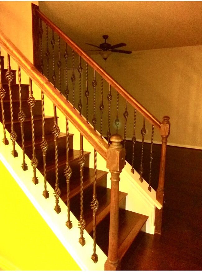 Photo - 1514 Chinook