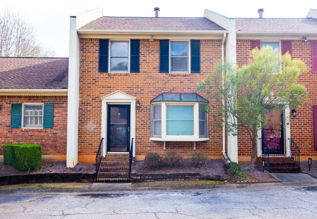 Building Photo - 2BR/2.5BA Townhome – Sweetwater Plantation (West Side)