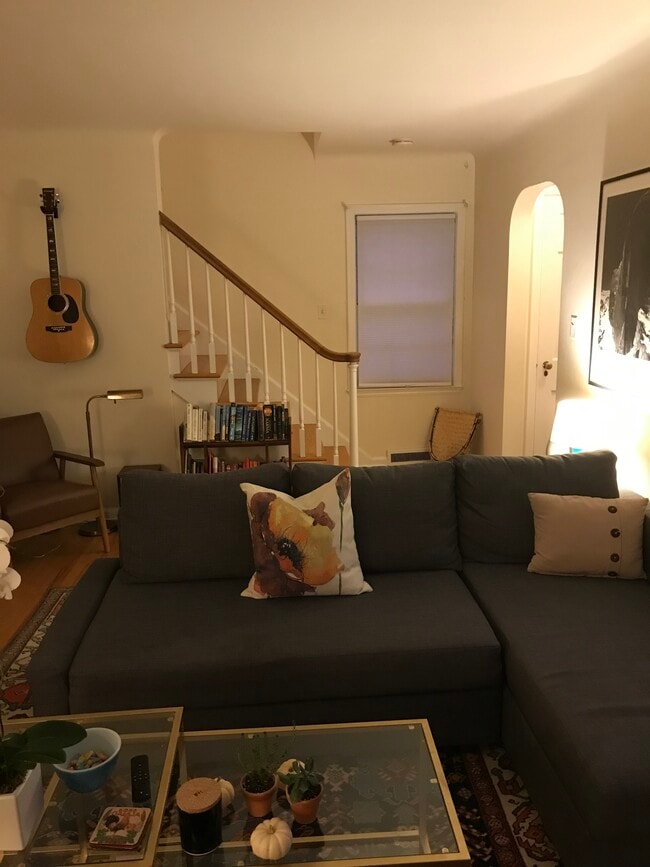 Photo - 305 Potter Ave