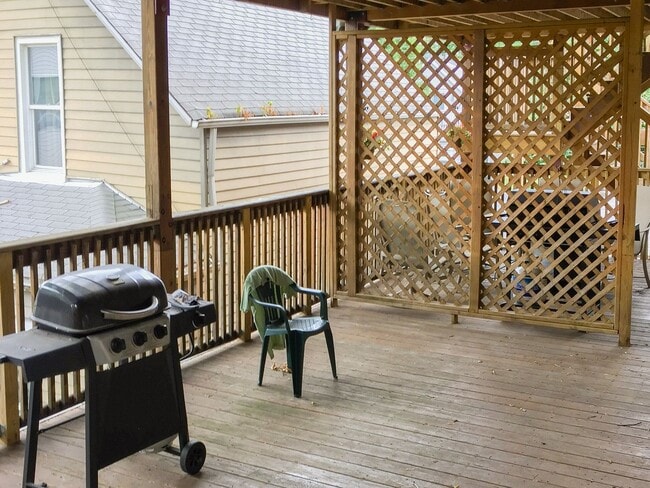 Photo - 3455 N Wolcott Ave Unit 3451-2