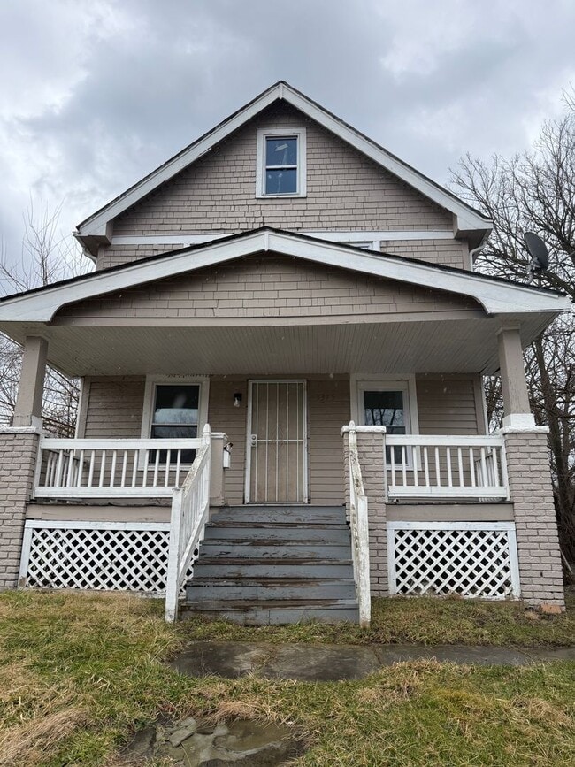 Building Photo - 4bd Single Section 8