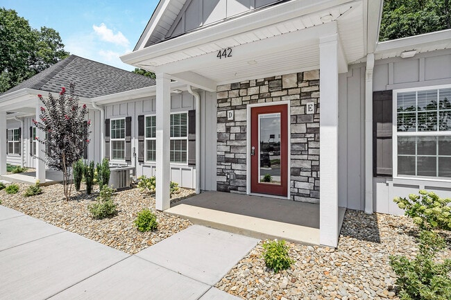 Photo - 444 Neal St Unit A