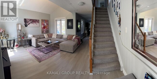 Photo - 2 Ross Linton Dr