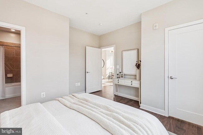 Photo - 989 S Buchanan St Unidad 225