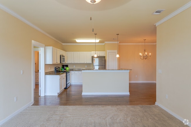 1BR,1BA