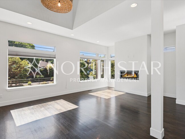 Photo - Contemporary Stunner in North East Portland