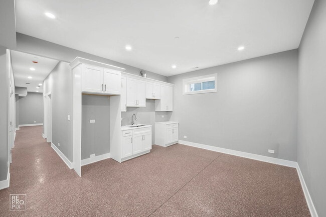 8734 Kimball Ave