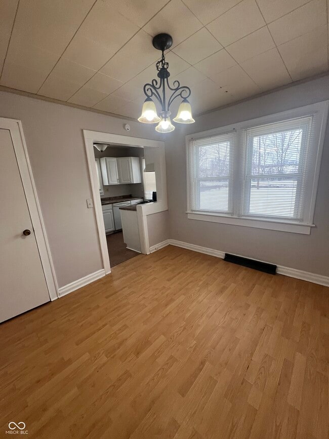 Photo - 1860 W Wyoming St