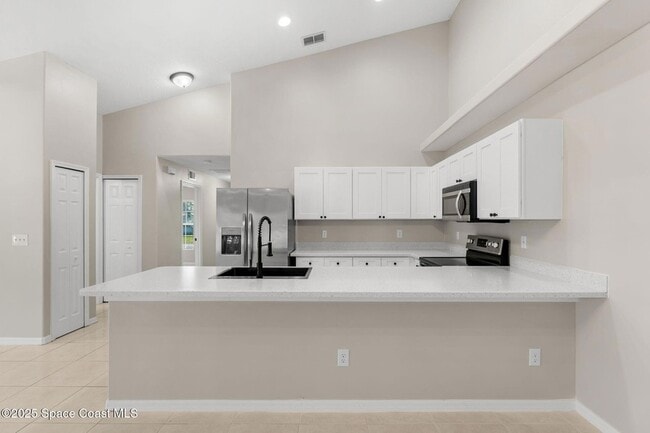 Photo - 158 Empress Ave Unidad B