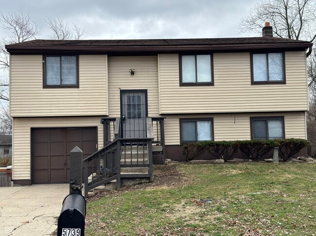 Photo - 5739 Ensenada Ave