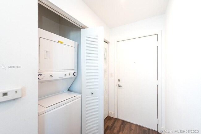 Photo - 234 NE 3rd St Condo