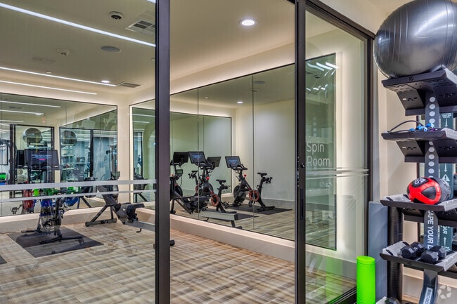 Interior Photo - Aura 3Twenty