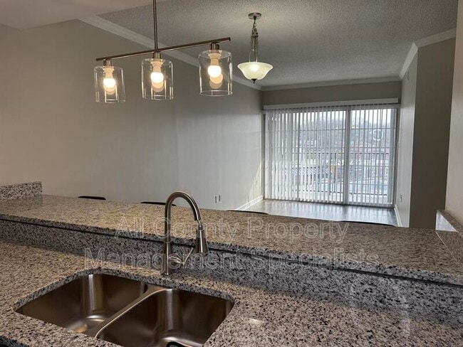 Photo - 2002 Greene St Unit #305