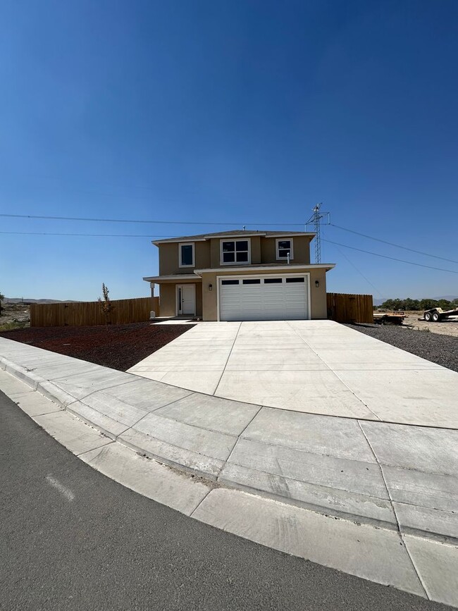 New home in Fernley for rent - New home in Fernley for rent