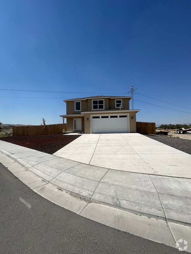 Building Photo - New home in Fernley for rent