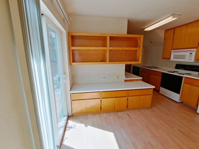 Photo - 1613 Ferry Alley Unit A