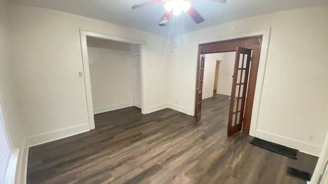 Photo - 38-40 E. 18th Ave. MG Unidad 40 E. 18th Ave.