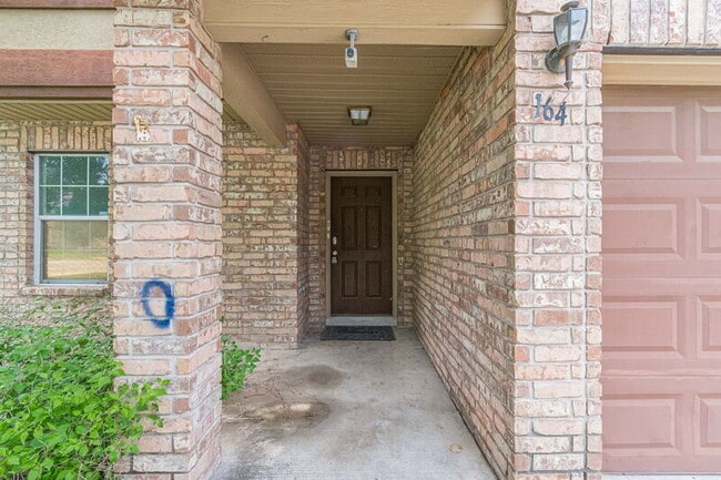 Photo - 164 Springtree Hollow