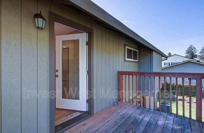 Photo - 6510 NW Bernie Dr