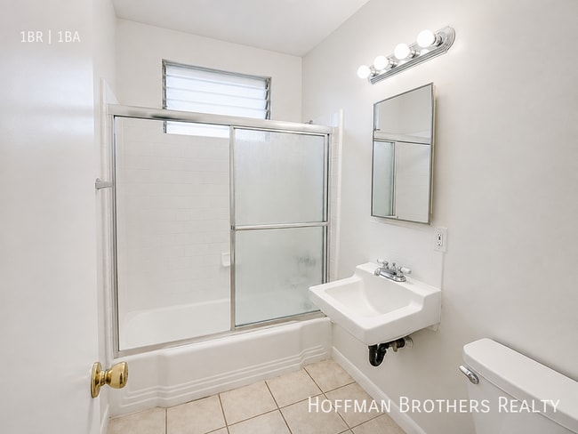 3718 Mentone Ave Unit 9