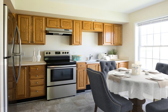 2-Bd. - Kitchen