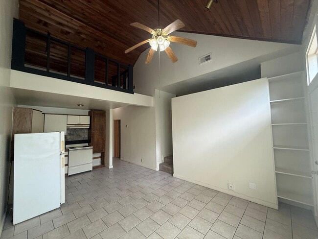 8464 Bayou Fountain Ave