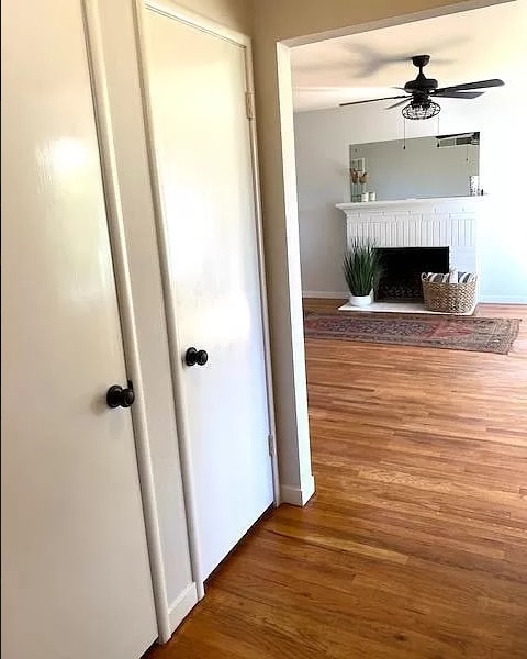 Photo - 1083 Thompson Ave