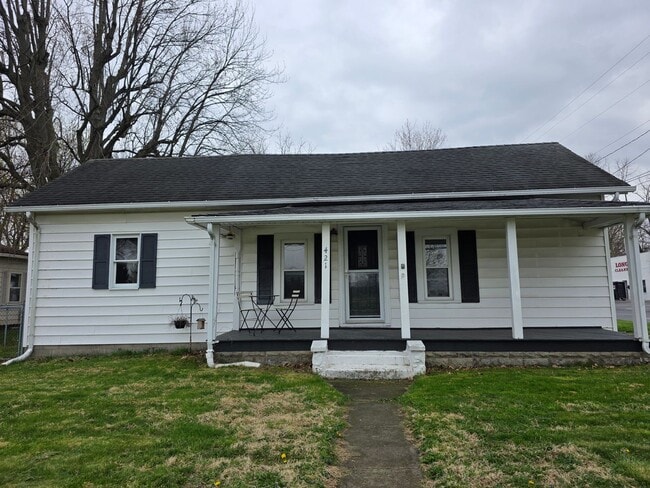 Building Photo - Great BG Location Near City Park