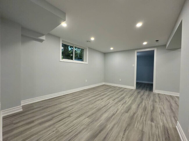 Photo - 66 Rose St Unit Basement