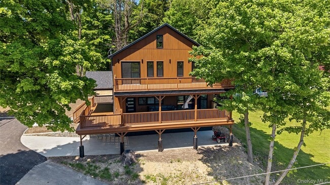 Photo - 548 Lakes Rd