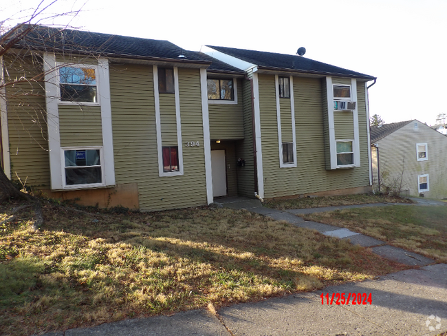 Building Photo - 394 W Nesquehoning St Unit APT #3