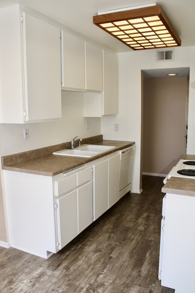 Photo - Large 2 Bedroom 2 Bath Condo with 1 Parking Space in Long Beach Coming Soon!