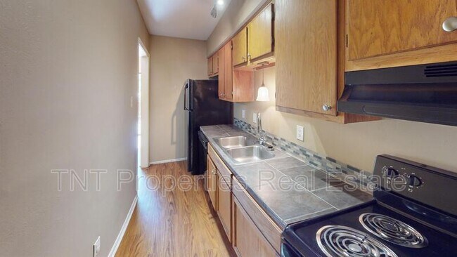 Photo - 302 Manuel Dr Unidad A Rental