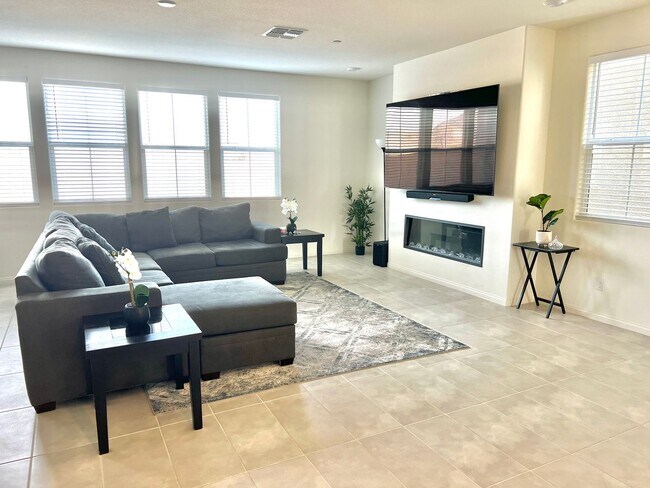 Photo - Furnished, 5 bedroom Luxury Home