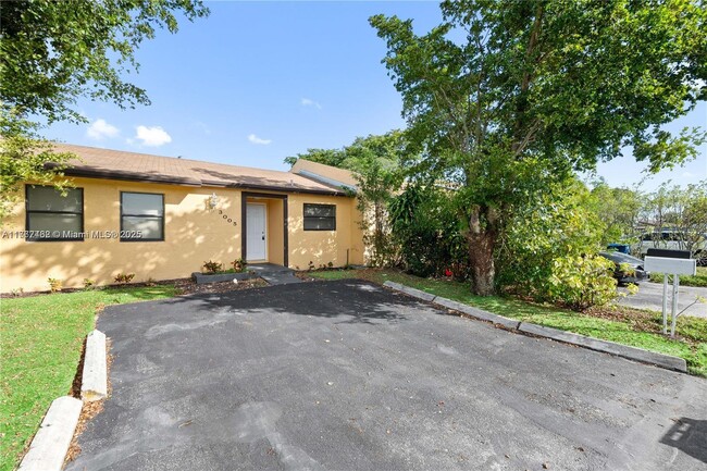 Building Photo - 3005 NW 204th Terrace Rental