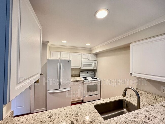 Photo - 18621 Blueberry Ln Unit A211
