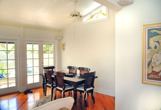 Foto del edificio - 1010 Varela St