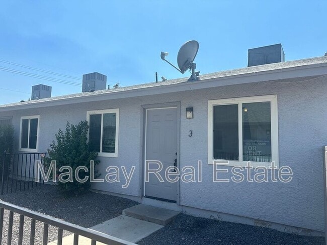 Building Photo - 2918 E Roeser Rd Unit 3