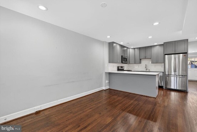 Photo - 124 Baggett Pl