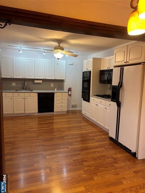 Photo - 170 Sunset Ave Unit 170 Sunset Ave apt#2nd fl