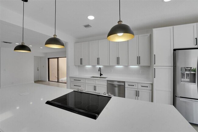 Photo - 7850 Villa Nova Dr