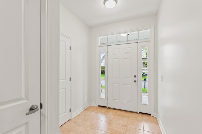 Photo - 1067 Eberton Ave