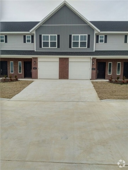 Building Photo - 2729 W Kilimanjaro Way Rental