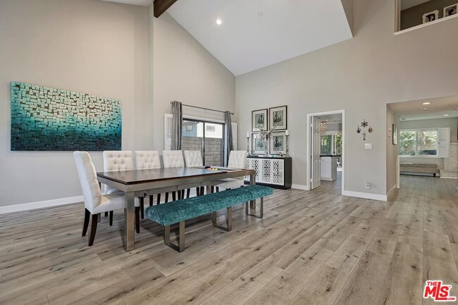 Photo - 10754 Garland Dr