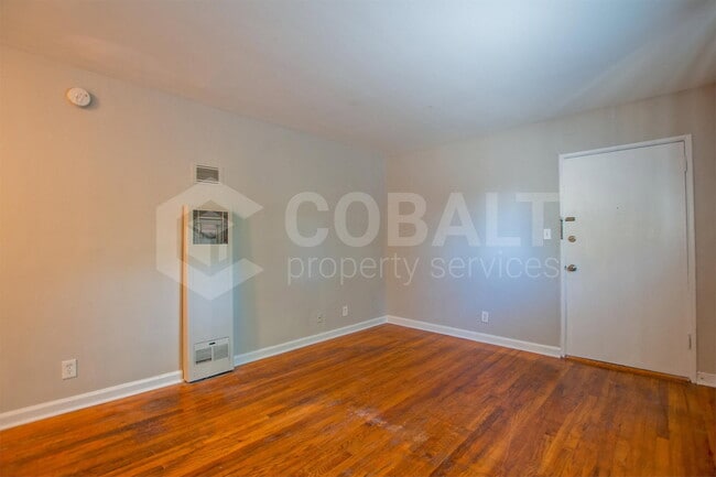 Photo - 767 Greenwood Ave NE Unidad 08