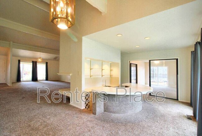 Photo - 6630 S New Haven Ave