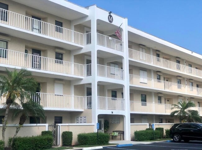 Photo - 300 N Hwy A1A Unit 405m